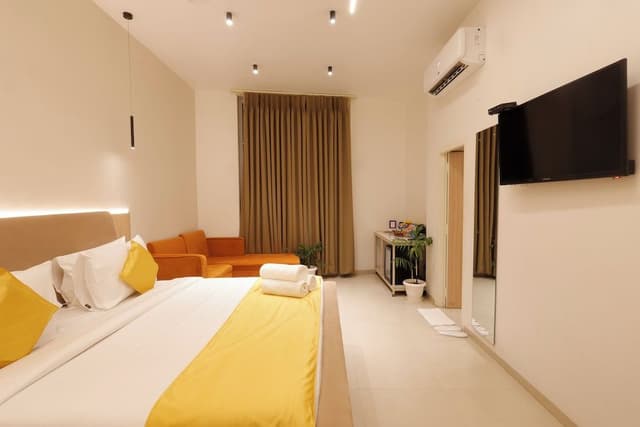 Premier Room, 1 King Bed