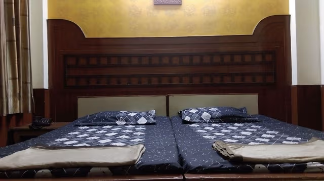 Standard Room (Non AC)