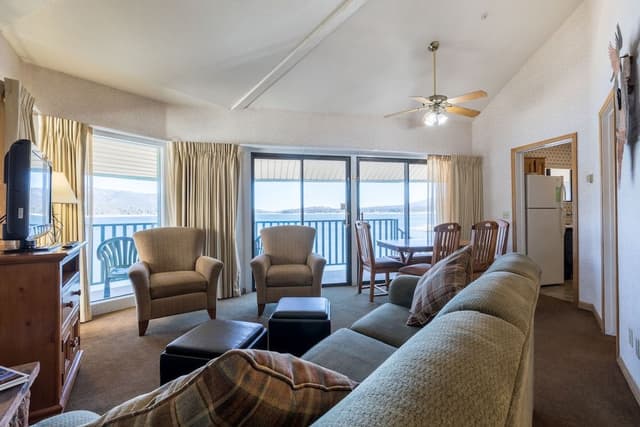 Condo, 2 Bedrooms (Lake Front, Non-AC)