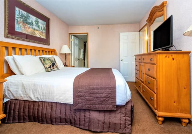 Condo, 2 Bedrooms (Bear Crest, Non-AC)