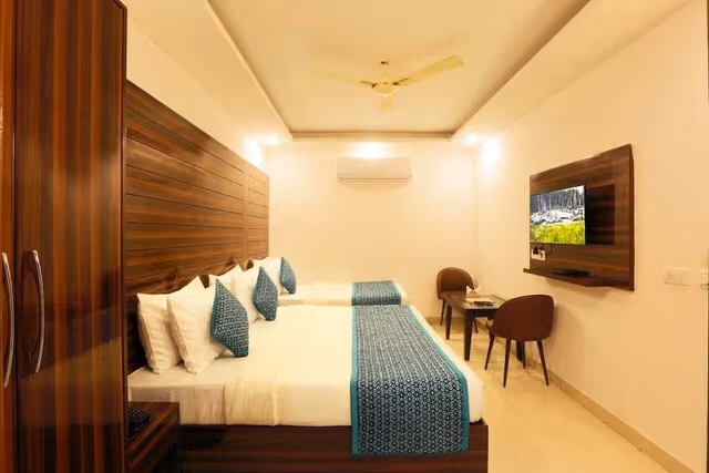 Classic Double Room