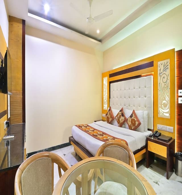 Suite Room with City View