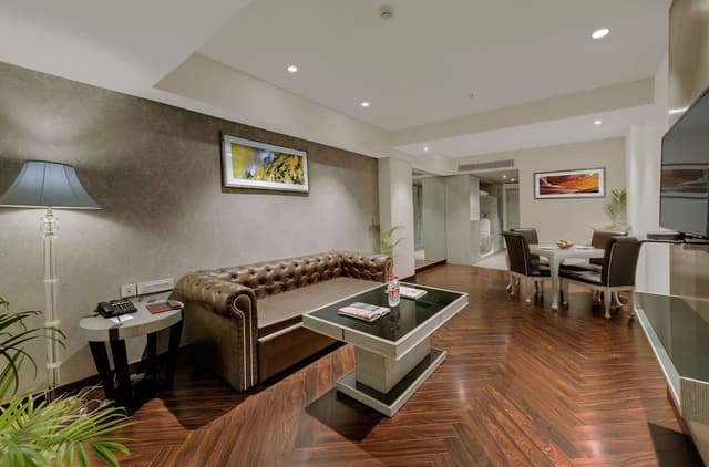 Executive Suite