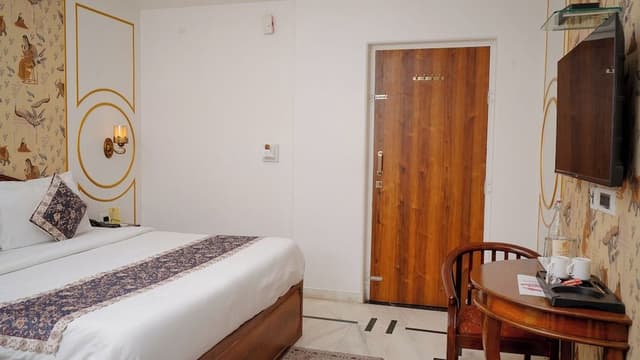 Royal Room