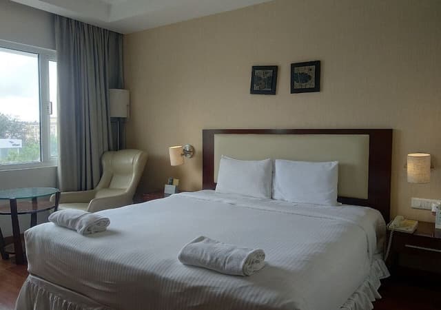 Executive Room