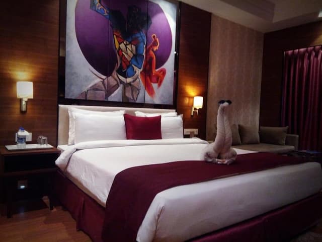 Executive Room