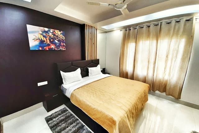 Standard Deluxe Room