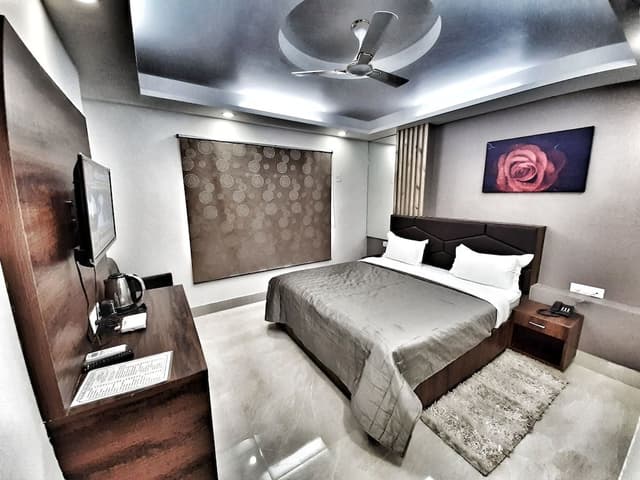 Standard Deluxe Room