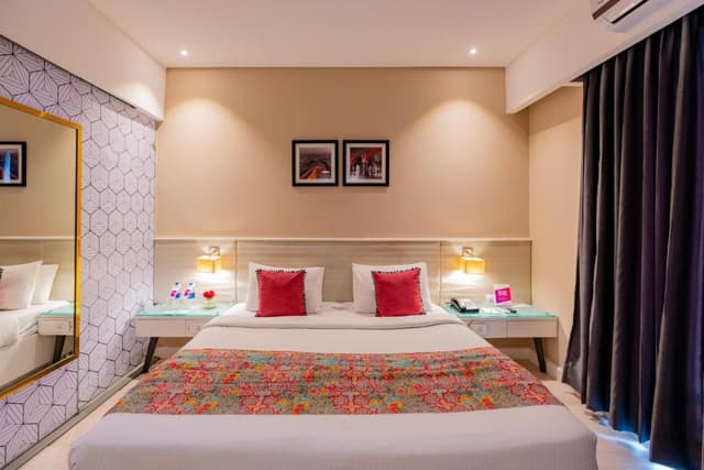 Deluxe King size Room