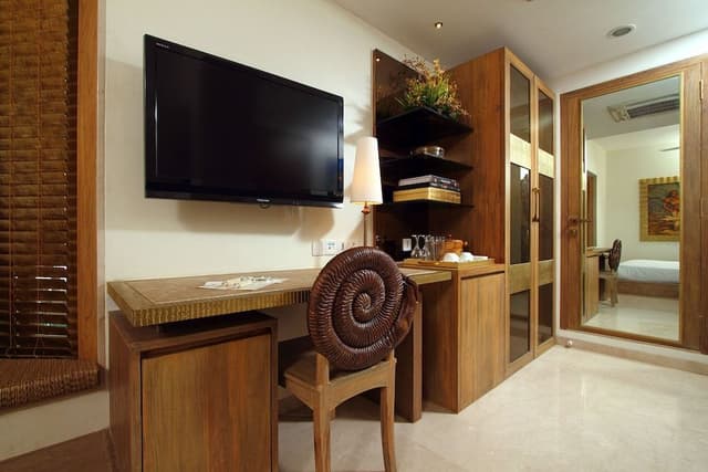 Rajas Room