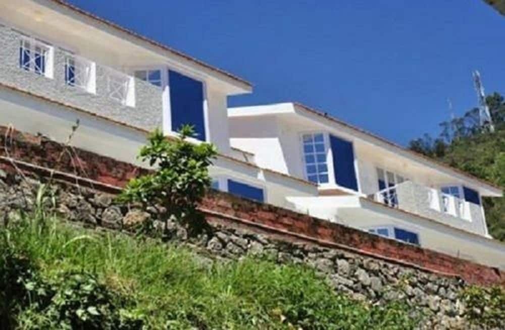 Country Club Valley Vista2