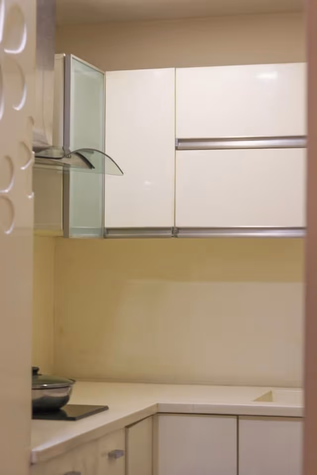 Deluxe Room- Twin Bed (Local IDs not allowed)