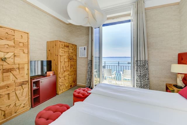 Deluxe Room, Balcony, Lake View