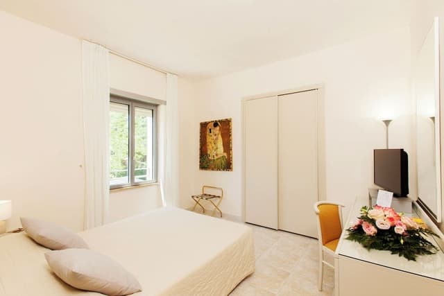 Standard Double Room, Hill View
