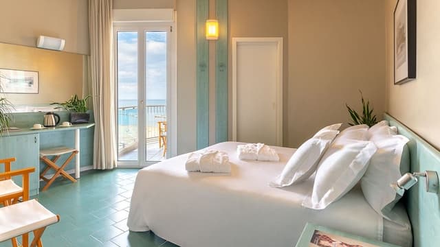 Comfort Double or Twin Room, Sea View