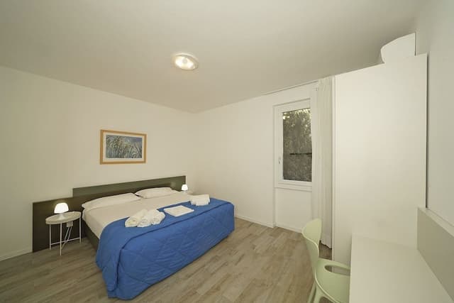 Apartment, 3 Bedrooms, Lake View