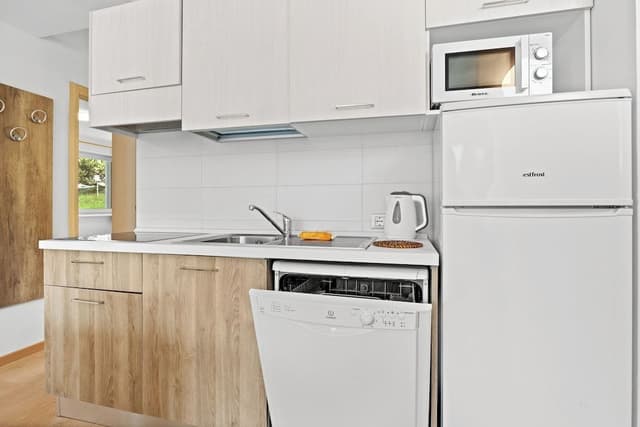 Superior Apartment, 3 Bedrooms, 2 Bathrooms