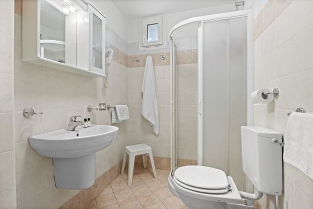Superior Apartment, 3 Bedrooms, 2 Bathrooms