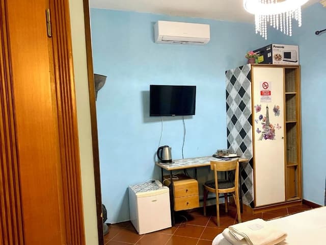 Standard Double Room, 1 Bedroom, City View (Private Bathroom)