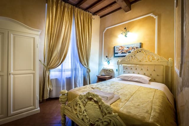Deluxe Single Room