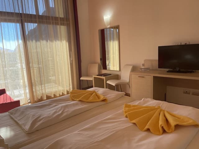 Deluxe Room, 1 Bedroom, Balcony