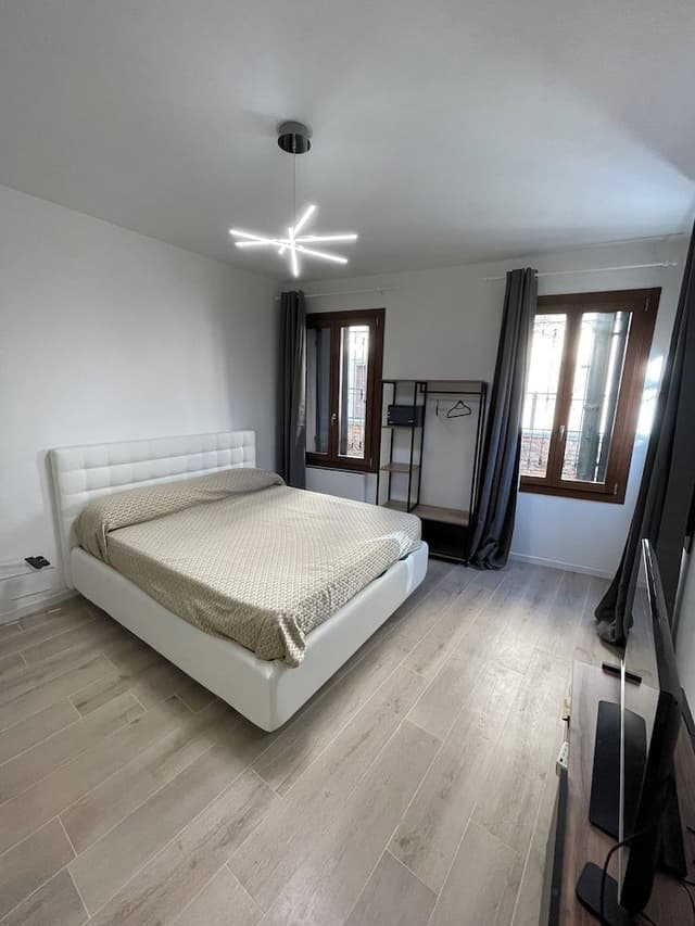 Apartment, Annex Building (S.Polo 3084 Ramo Cimesin)