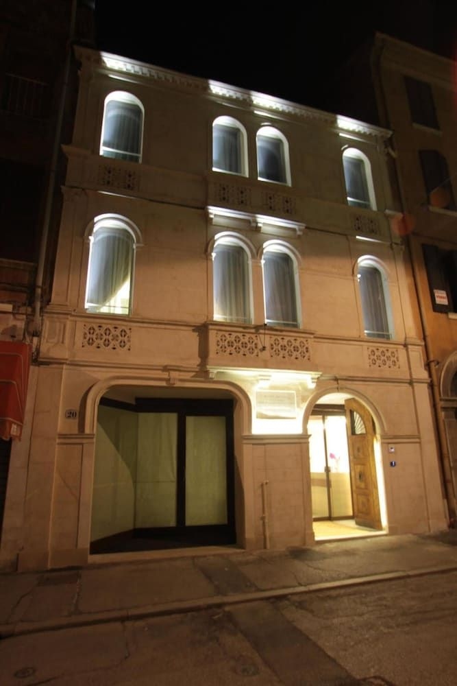 Borgoleoni 182