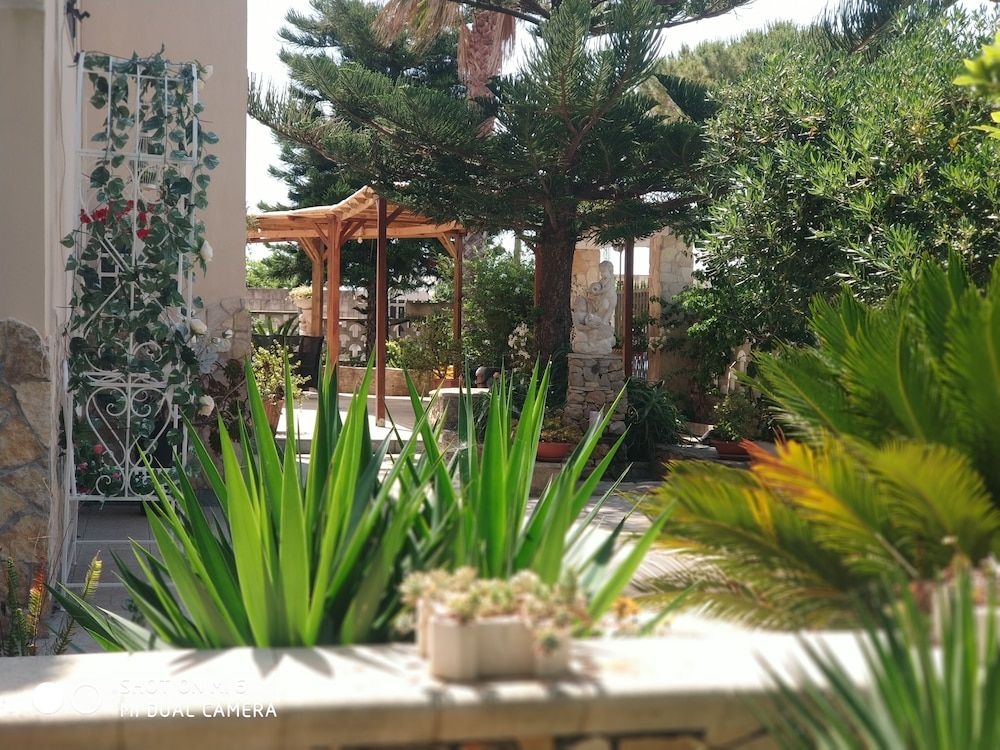 ALLOGGIO IN VILLA CRISTINA4