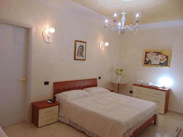 Economy Triple Room, 1 Bedroom, Private Bathroom (Relax)