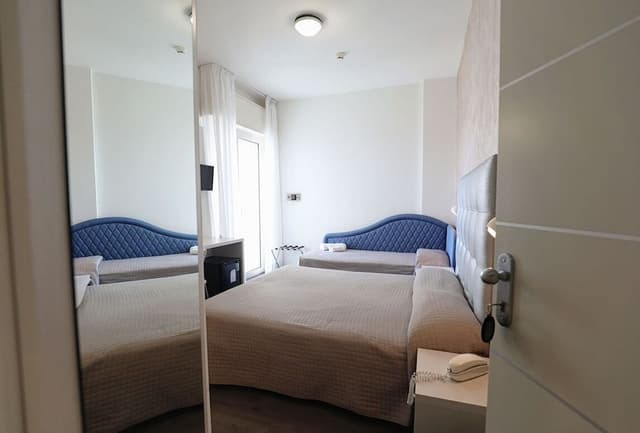 Deluxe Triple Room, Balcony, Sea View