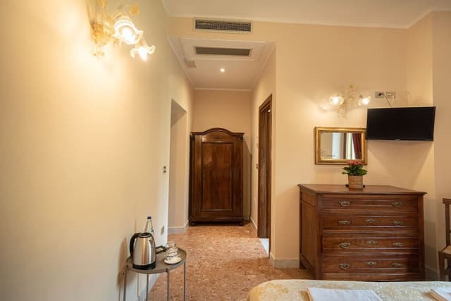 Basic Double Room