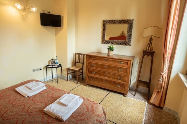 Basic Double Room