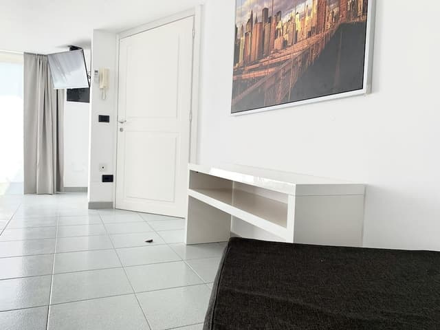 Panoramic Apartment, Beach View (17A)