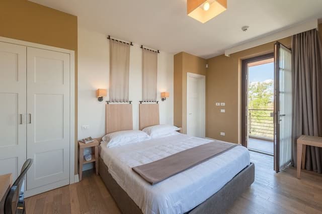 Standard Double Room, 1 King Bed