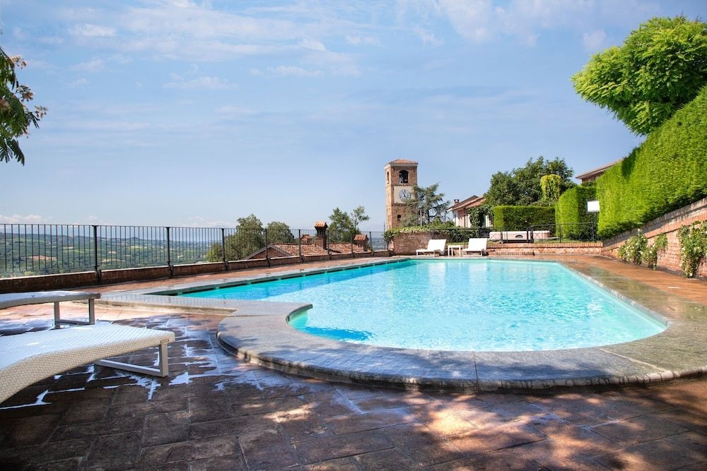 Castello di Santa Vittoria2