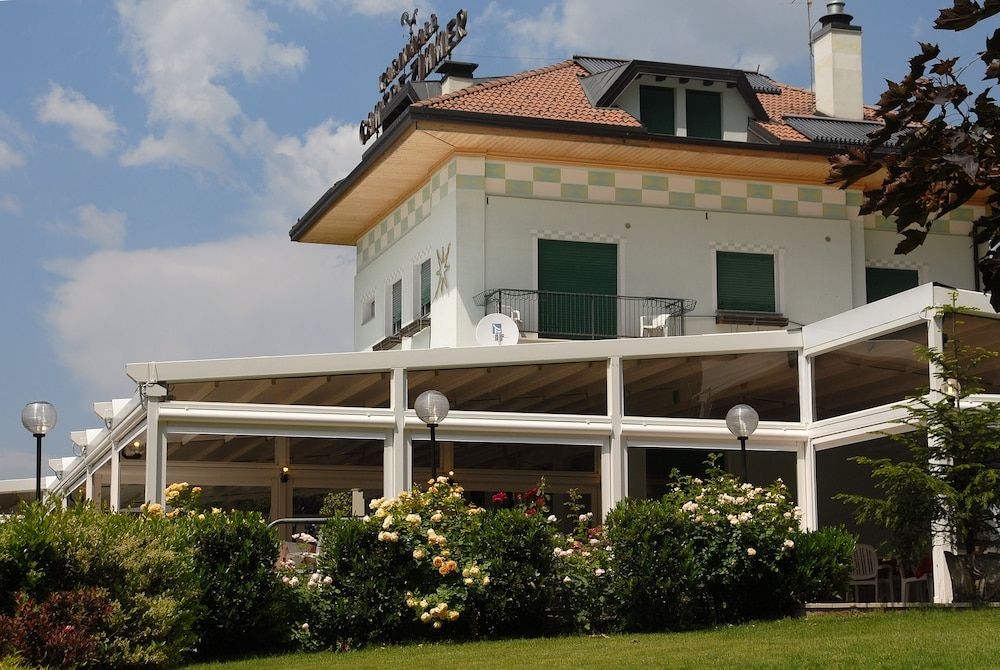 Hotel Karinhall0