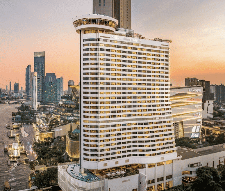 โรงแรมมิลเลนเนียม ฮิลตัน กรุงเทพ (Millennium Hilton Bangkok)0