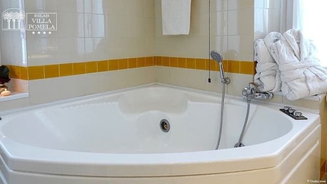Deluxe Double Room (Superior)