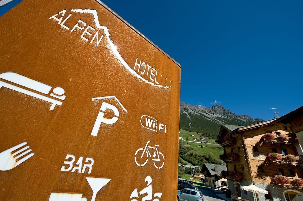 Alpen Hotel Chalet - Valdidentro2