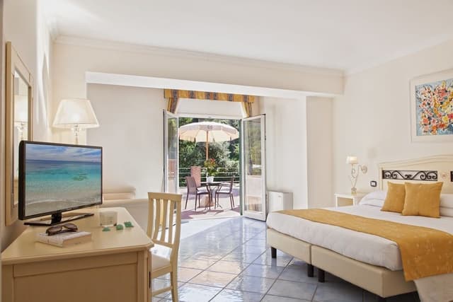 Double or Twin Room, Balcony, Garden View