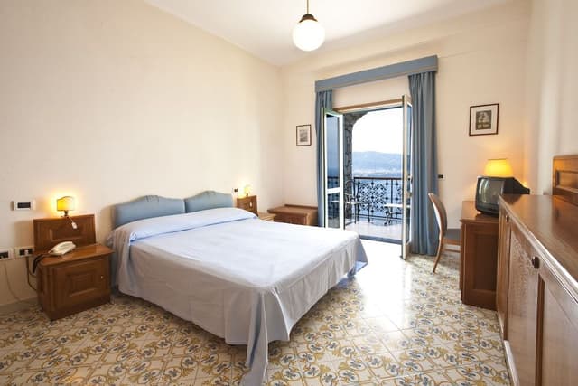 Classic Double Room, Sea View