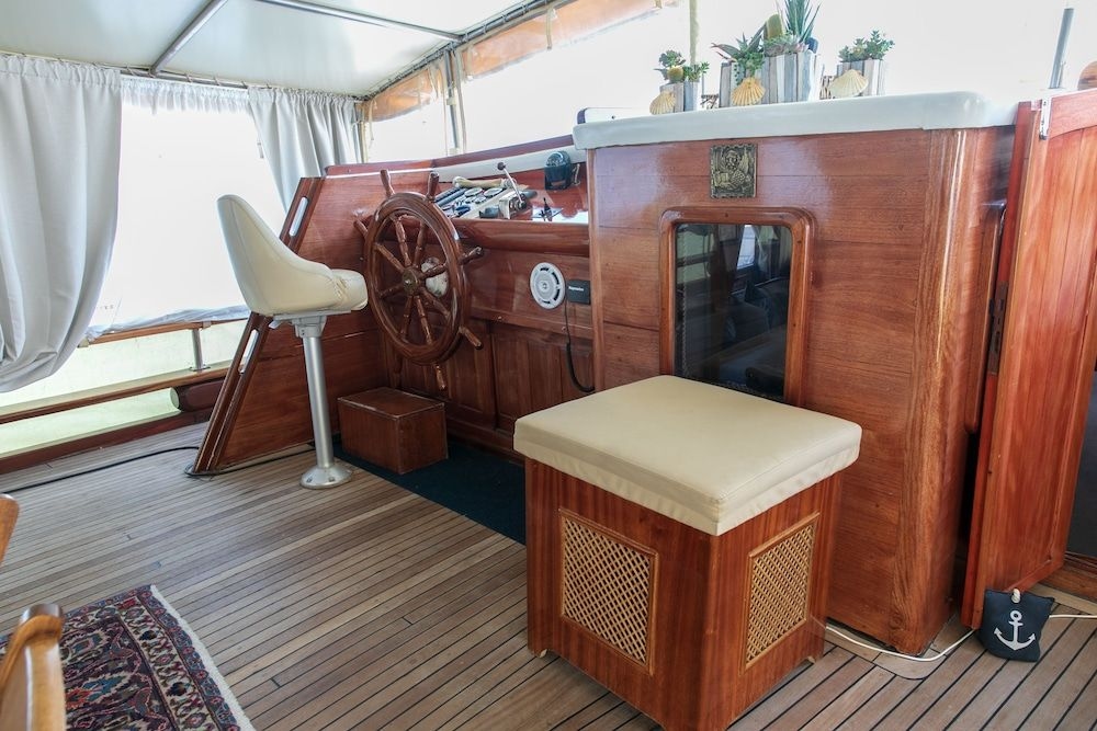 Venezia Boat & Breakfast Caicco Freedom4