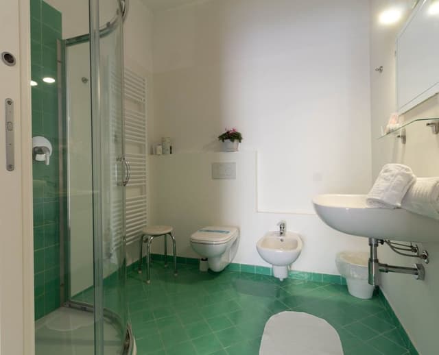 Standard Double Room, Ensuite
