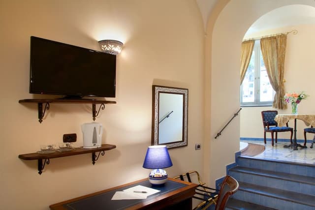 Junior Studio Suite