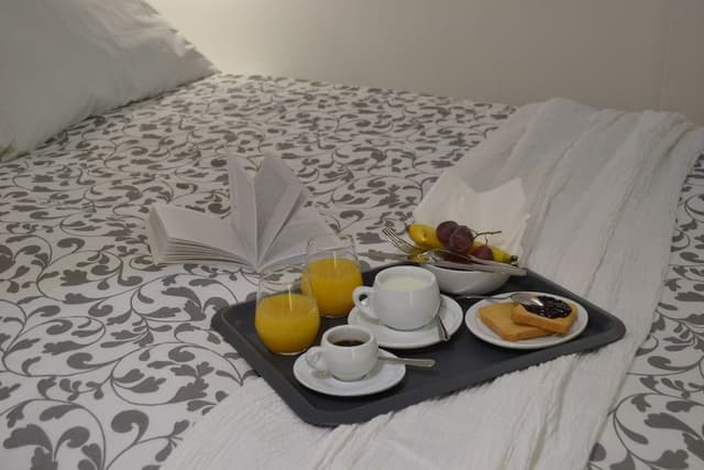 Suite, Jetted Tub