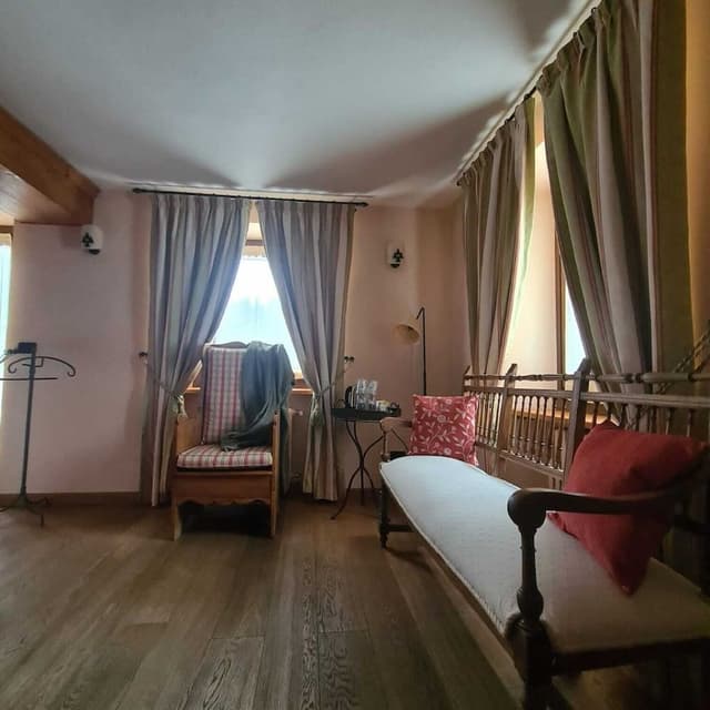 Junior Double Room, 1 Double Bed, Mountain View, Garden Area