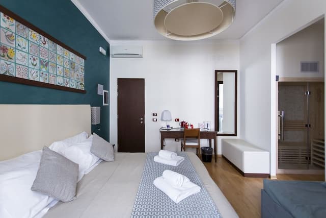 Junior Suite, 1 Bedroom, Hot Tub, City View (Romantic & SPA)