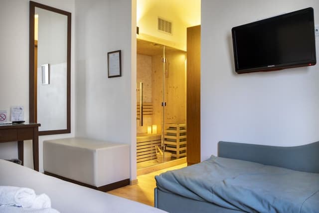Junior Suite, 1 Bedroom, Hot Tub, City View (Romantic & SPA)
