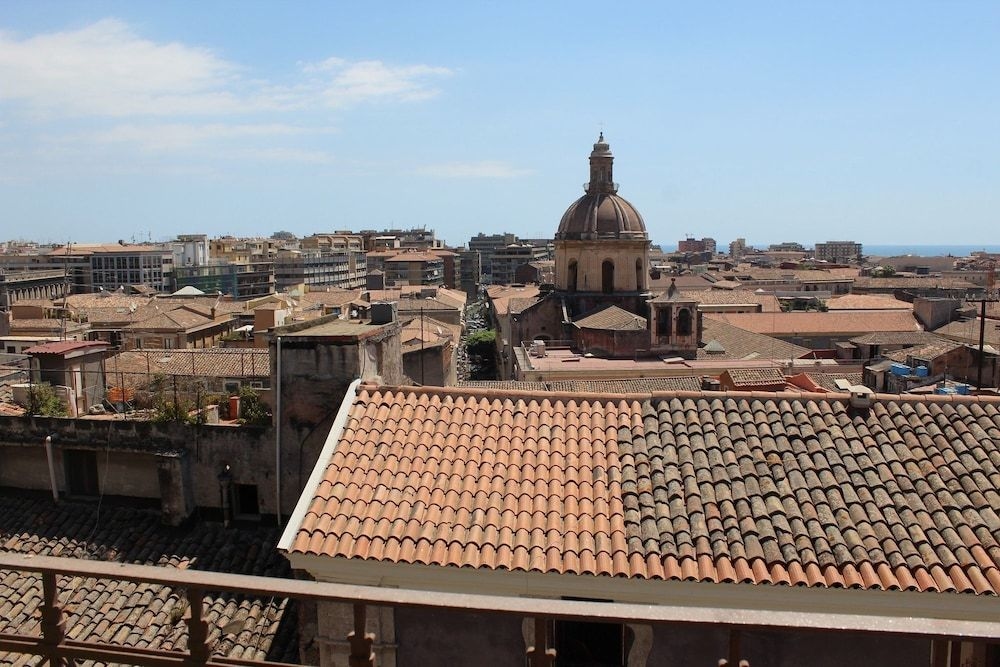 B&B Crociferi Catania3