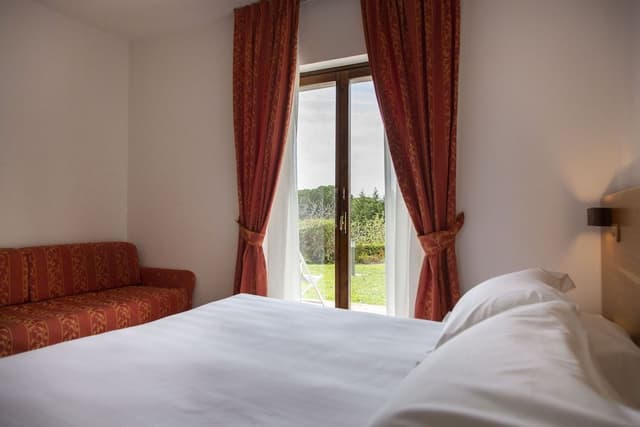 Standard Room, Garden View